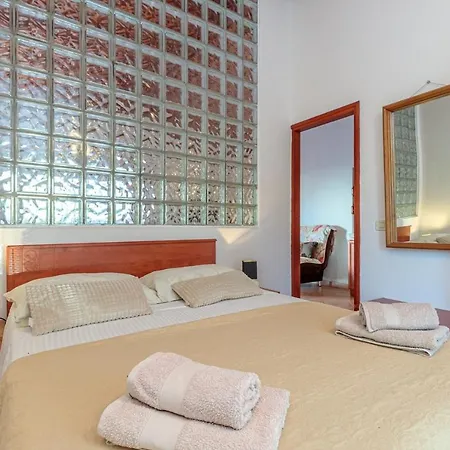Apartment Nada *